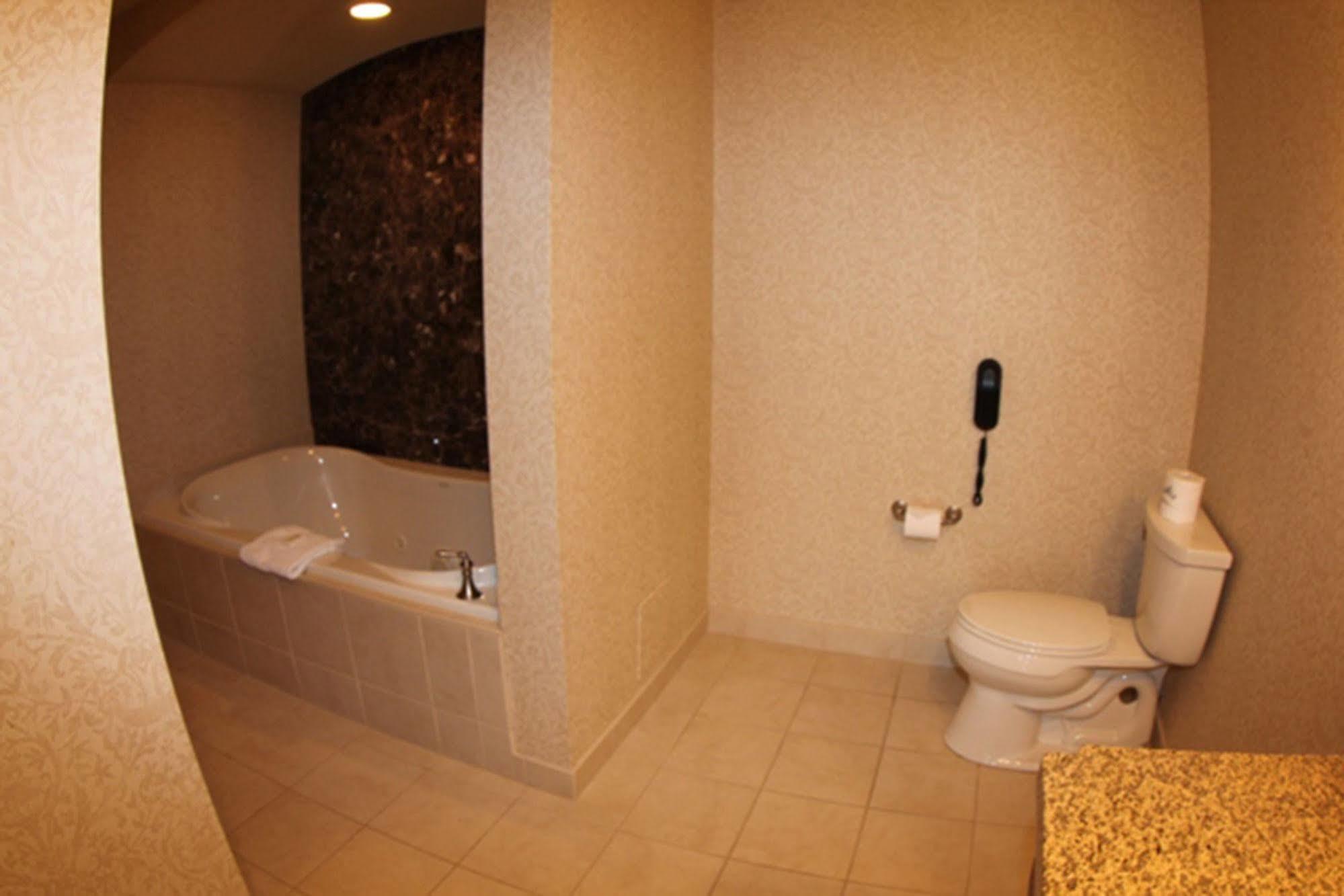 Elkhart Lake Osthoff Resort מראה חיצוני תמונה